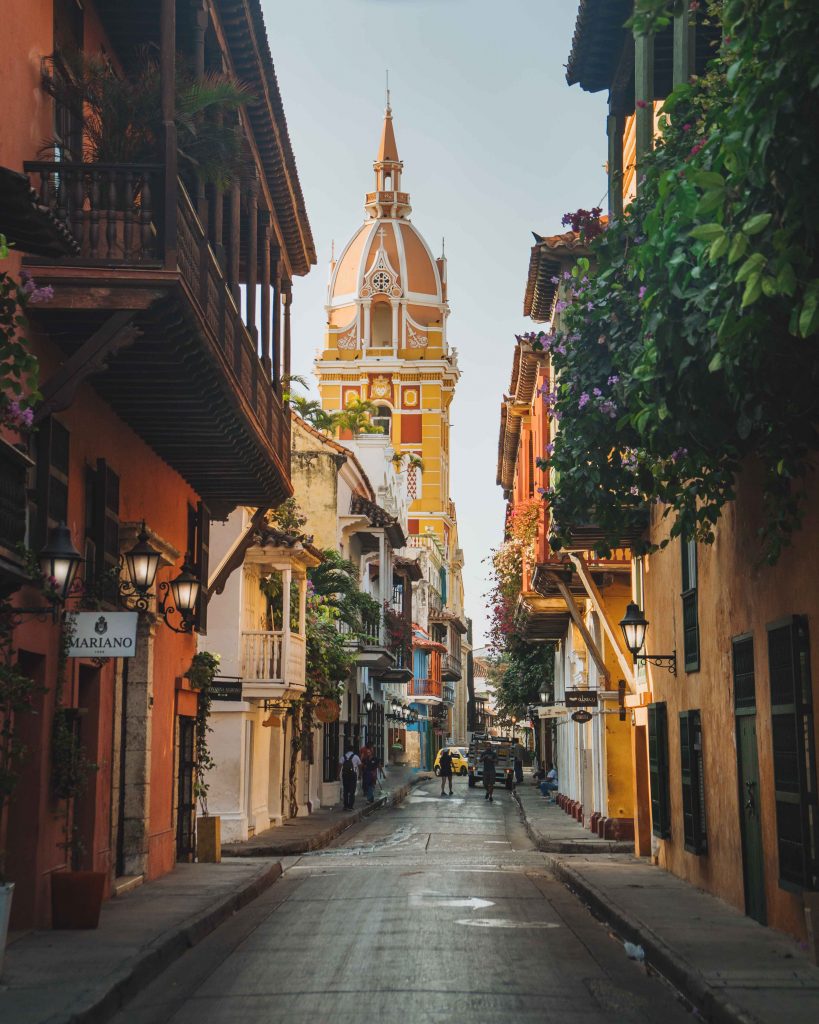 Schöne Straßen von Cartagena bei Sonnenaufgang - witandfolly.co-1