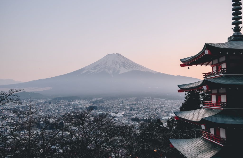 chureito pagoda mount fuji view