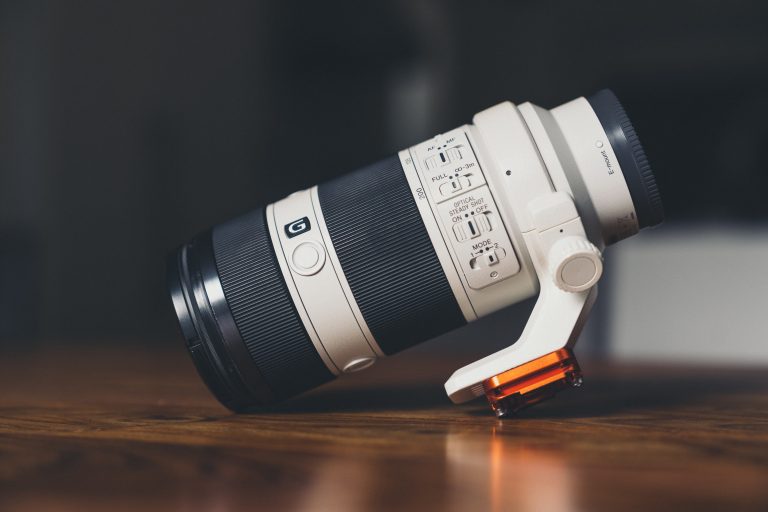 Ultimate Guide The Best Travel Lens for Sony a6000 (10 Favorites)
